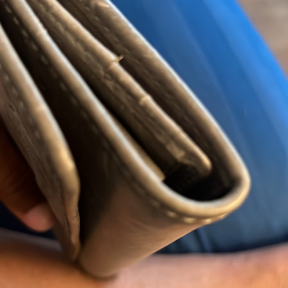 Frye wallet - Picture 7 of 8